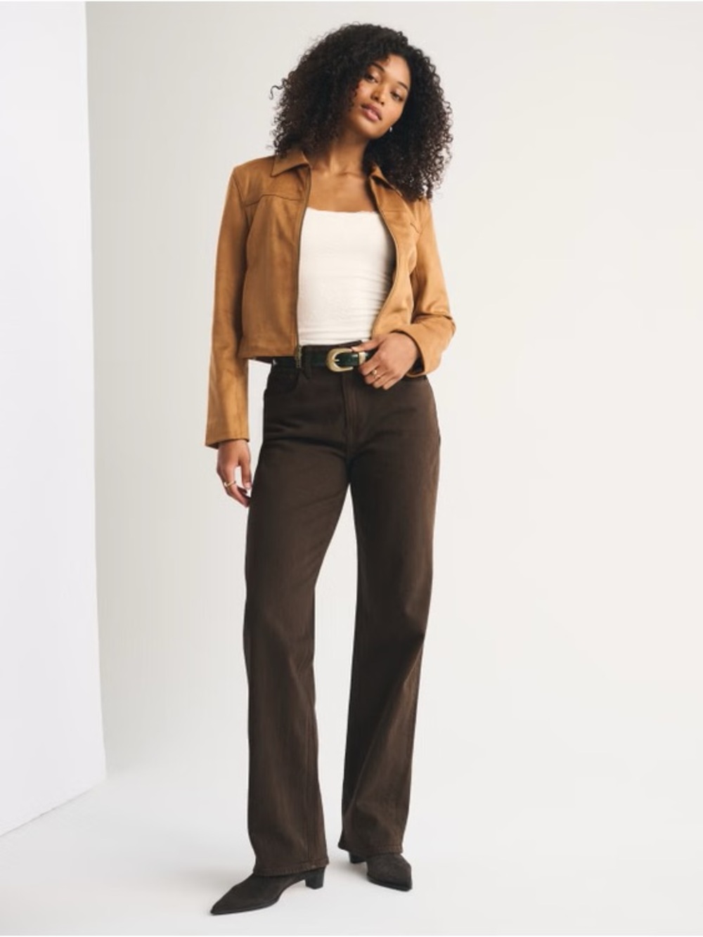 Abercrombie & Fitch Curve Love High Rise 90s Relaxed Jean in Dark Brown